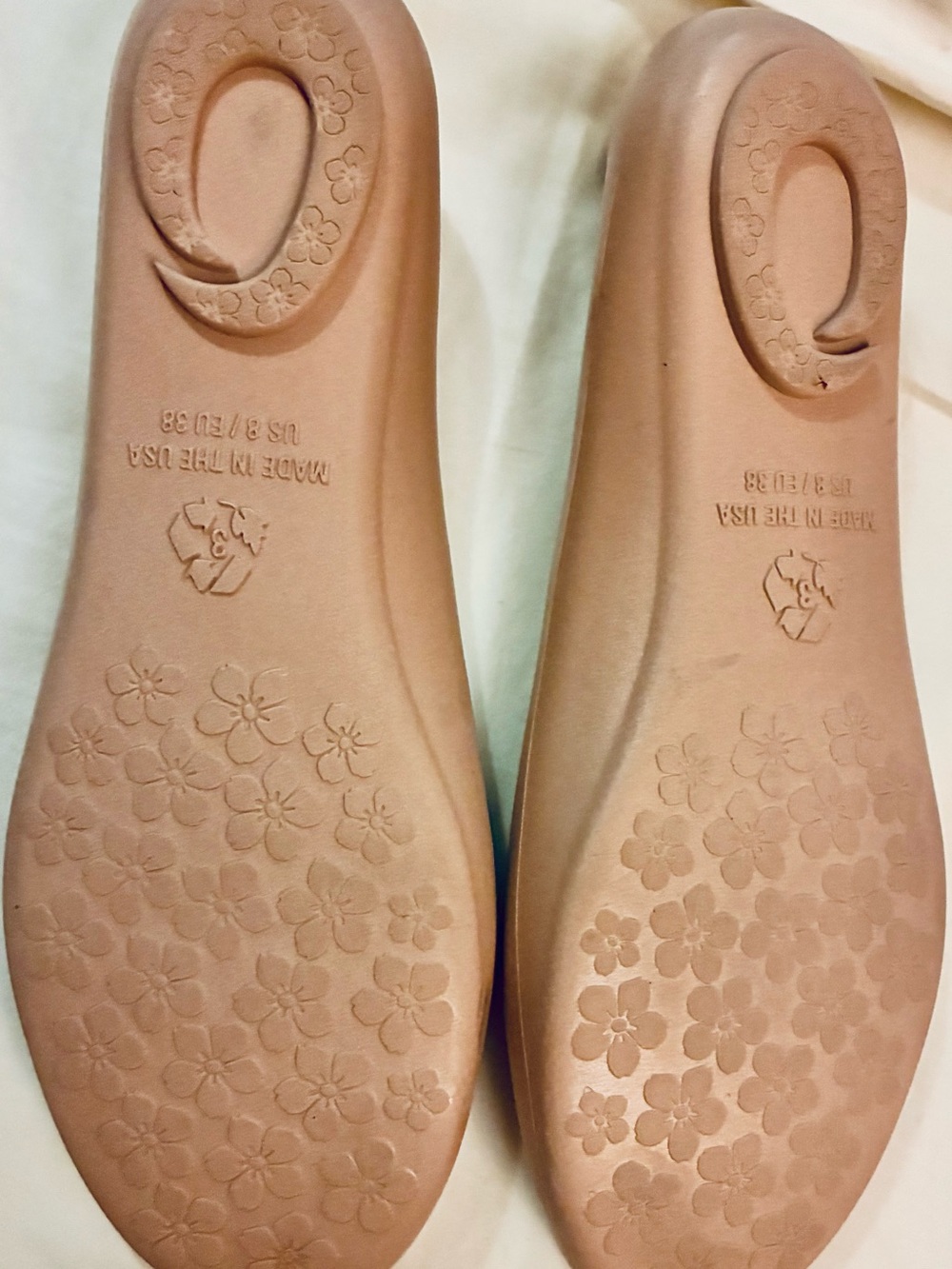 Okabashi size 8 jelly nude flats - Picture 3 of 3